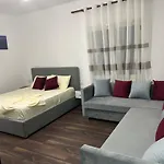 بيت ضيافة Victoria Houses, Albania 3*