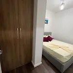 بيت ضيافة Victoria Houses, Albania