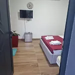 بيت ضيافة Victoria Houses, Albania 3*