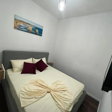 Guest house Victoria Houses, Albania Vlore