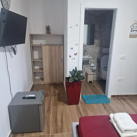 Victoria Houses, Albania Guest house 3*