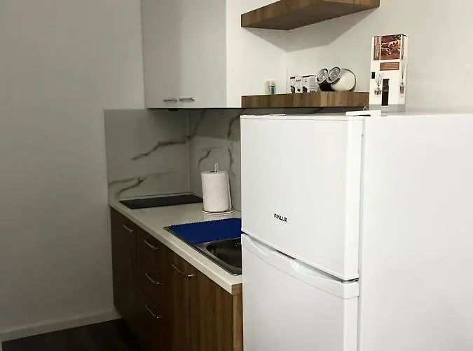 Victoria Houses, Albania Гостевой дом Влёра