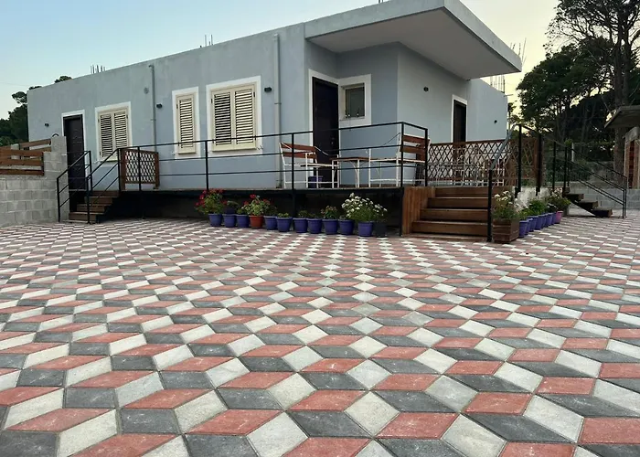 Гостевой дом Victoria Houses, Albania 3*